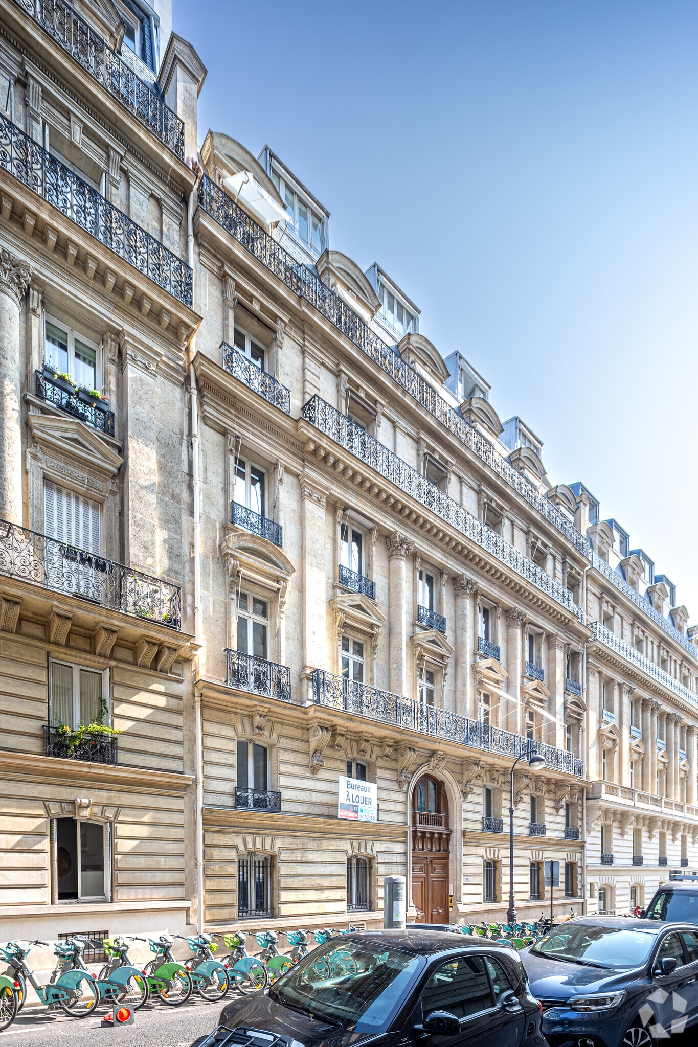 4 Rue De Longchamp, Paris à louer Photo principale- Image 1 de 2