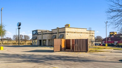 110 US Highway 80 E, Mesquite, TX à louer Photo intérieure- Image 2 de 11