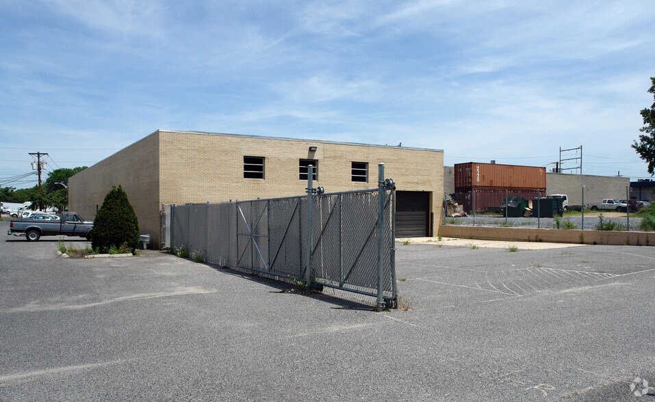 1641 Sherman Ave, Pennsauken, NJ à vendre - Photo du bâtiment - Image 3 de 6