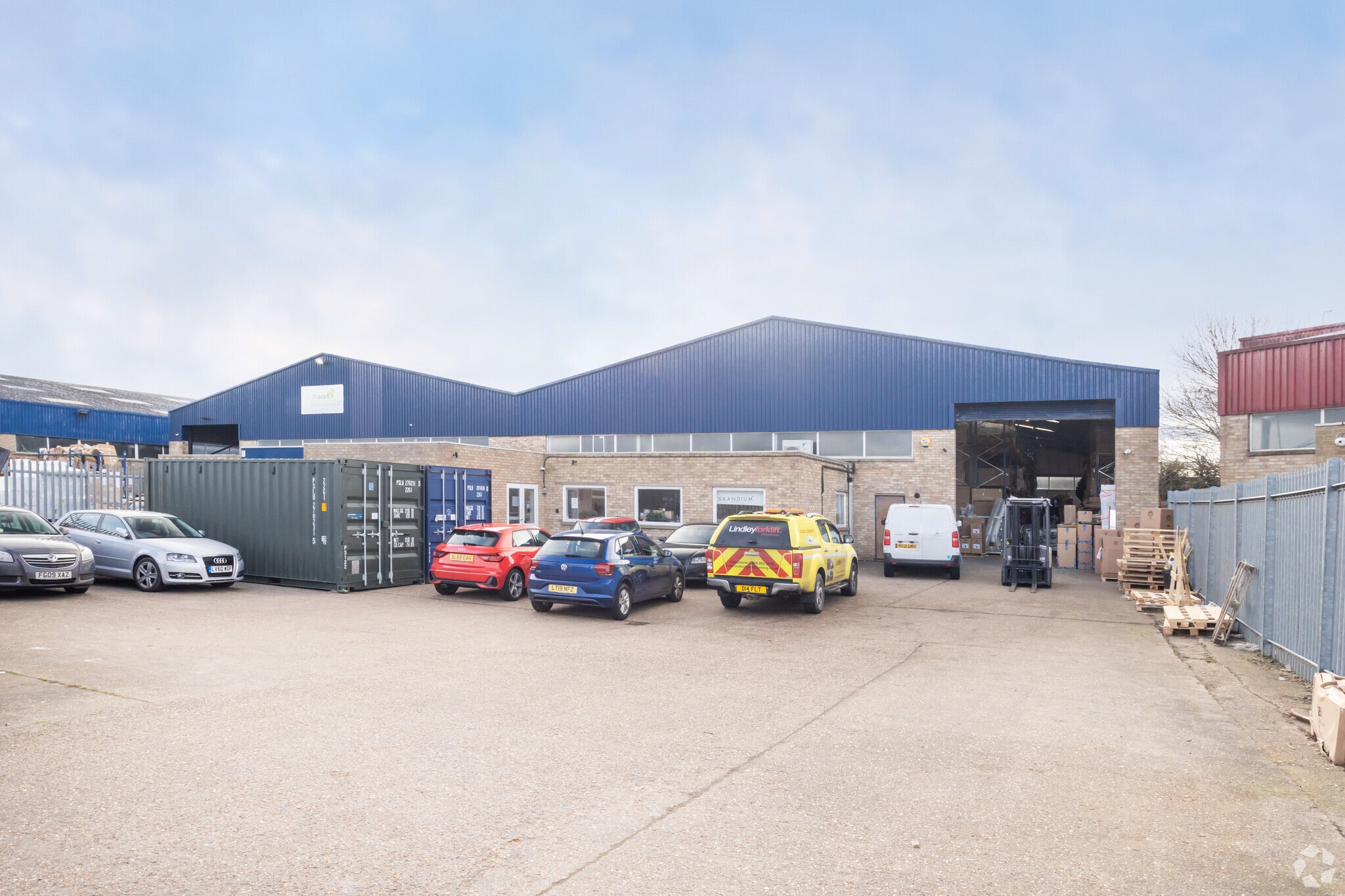 Albone Way, Biggleswade for lease Primary Photo- Image 1 of 3