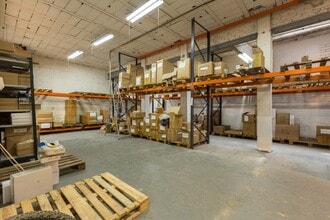 Commerce de détail dans Sant Joan Despí, Barcelona à louer Photo intérieure- Image 2 de 15