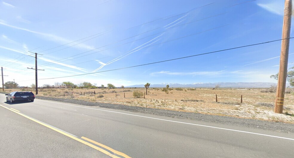 East Palmdale Boulevard, Palmdale, CA à vendre - Photo du bâtiment - Image 2 de 6