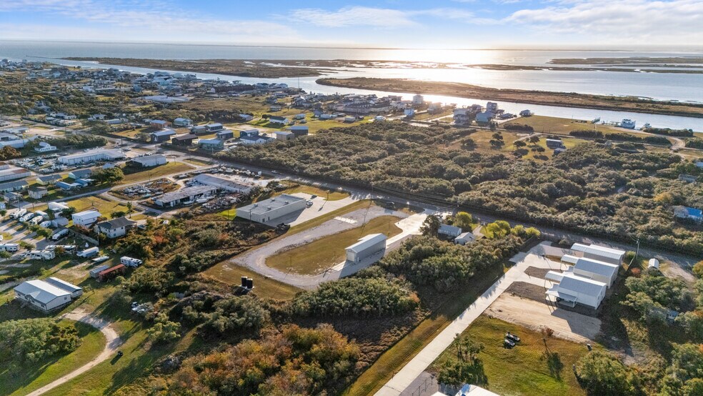 2000 W Adams Ave, Port O'Connor, TX à vendre - Aérien - Image 3 de 6