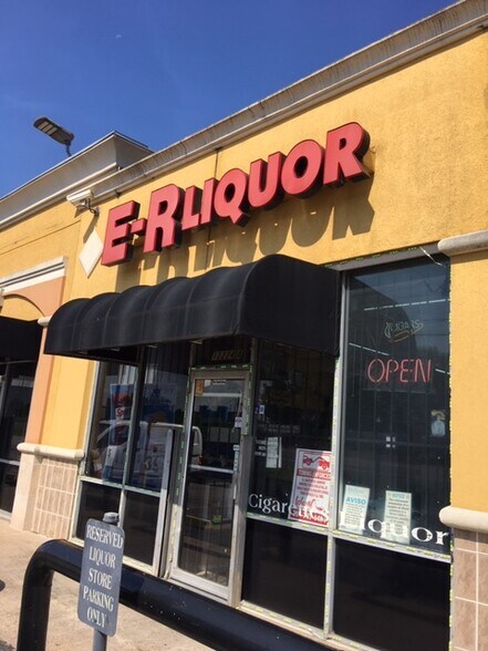 12224 Almeda Rd, Houston, TX à louer - Photo du bâtiment - Image 2 de 4