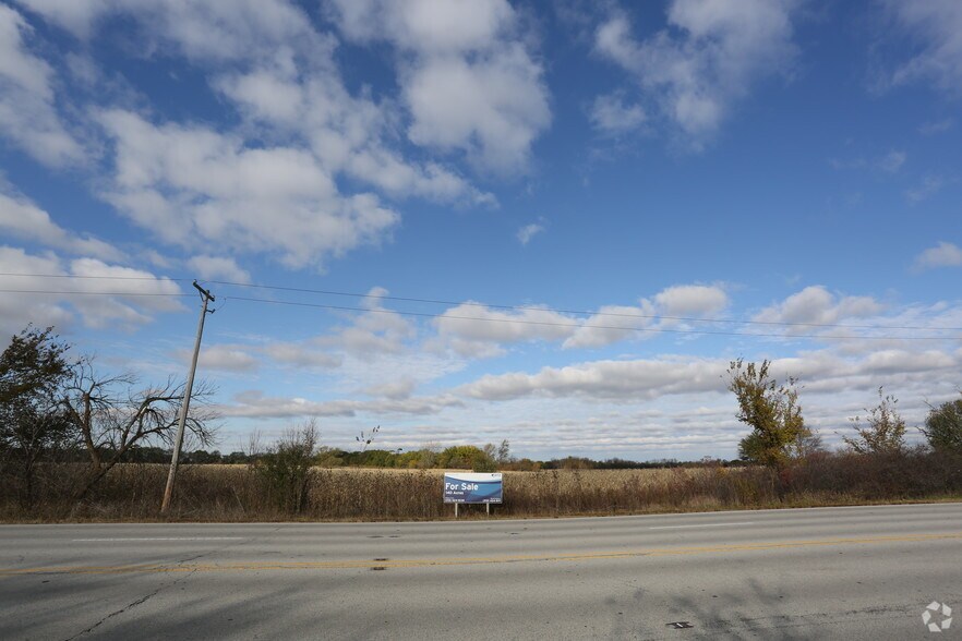 Between S Cicer Ave & Governors Hwy, University Park, IL for sale - Primary Photo - Image 1 of 2