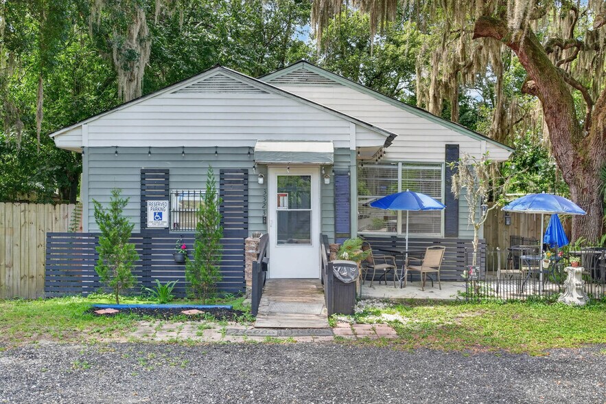 3323 Saint Johns Ave, Palatka, FL à vendre - Photo du bâtiment - Image 2 de 45