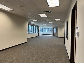 9286-9292 W Barnes Dr, Boise, ID for lease Interior Photo- Image 1 of 14