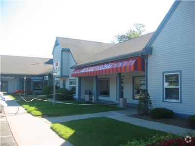 8 Stiles Rd, Salem, NH à louer Photo principale- Image 1 de 36