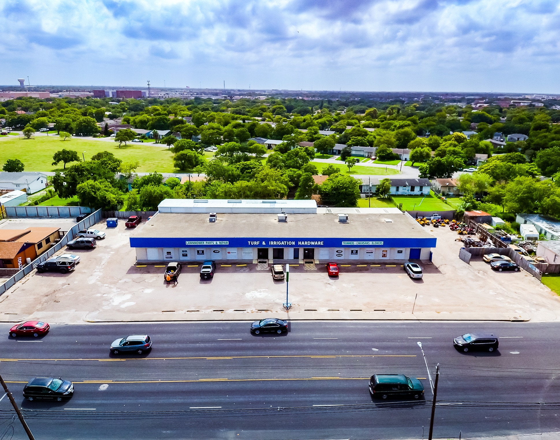 933 Airline Rd, Corpus Christi, TX for lease Primary Photo- Image 1 of 15