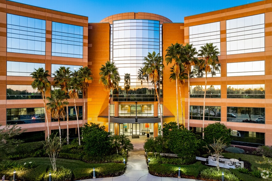 2300 Discovery Dr, Orlando, FL for lease - Building Photo - Image 3 of 25