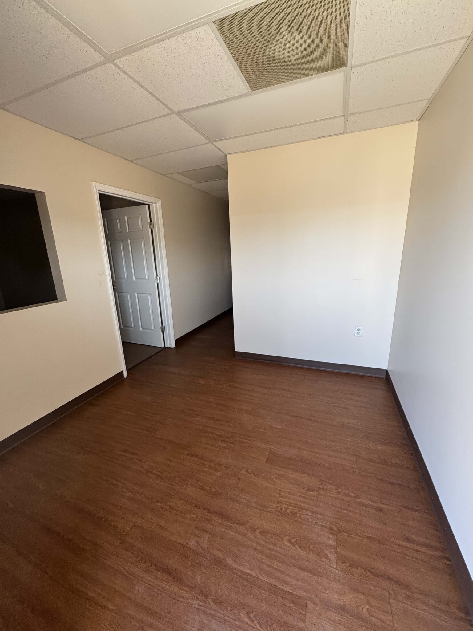 136 Ostwalt Amity Rd, Troutman, NC for lease Interior Photo- Image 1 of 7