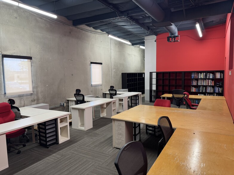 3195 Airport Loop Dr, Costa Mesa, CA à louer - Photo intérieure - Image 2 de 14