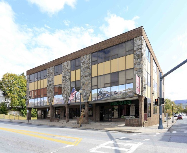 Plus de détails pour 123 Pike St, Port Jervis, NY - Coworking à louer