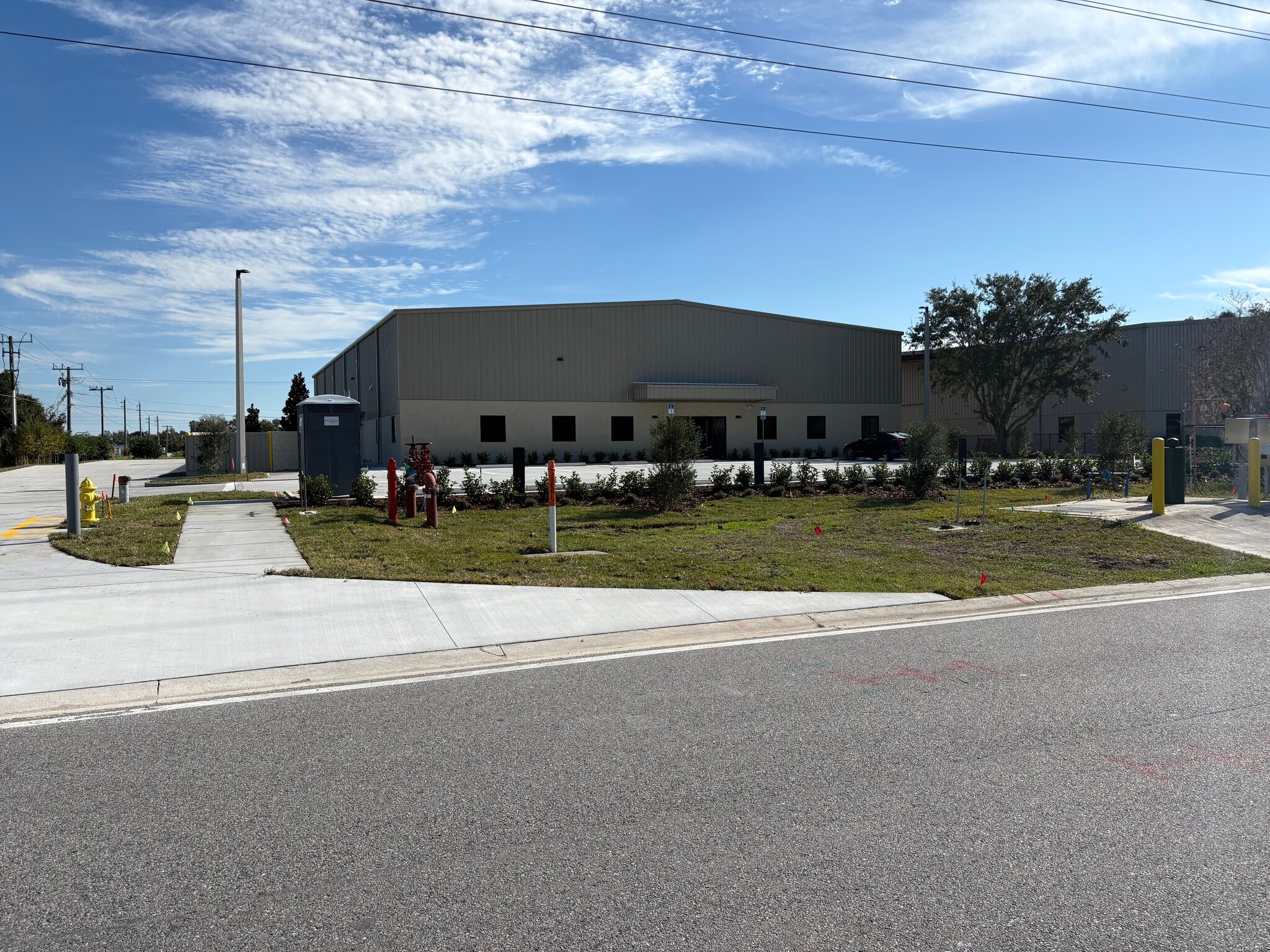 395 Hickman Dr, Sanford, FL for lease Primary Photo- Image 1 of 14