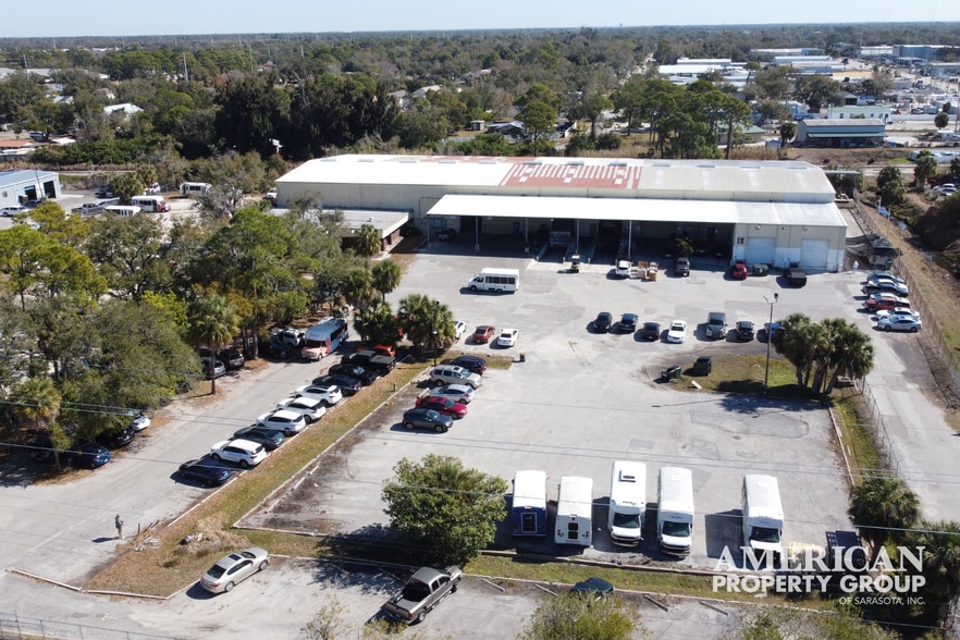 1800 N East Ave, Sarasota, FL for lease - Primary Photo - Image 1 of 4
