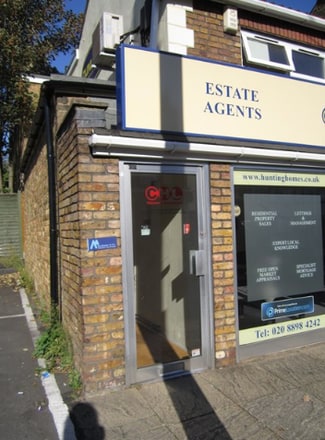 Plus de détails pour 122 Nelson Rd, Twickenham - Bureau à louer