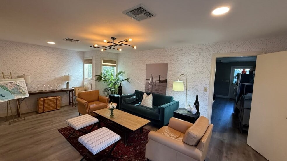 141-143 E Napa St, Sonoma, CA for sale - Interior Photo - Image 2 of 20