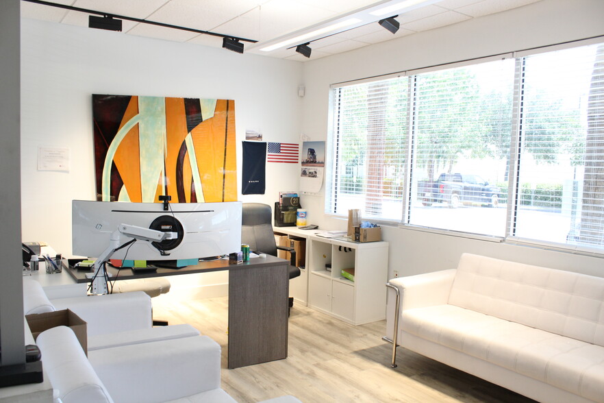 6457 Hazeltine National Dr, Orlando, FL for sale - Building Photo - Image 3 of 26