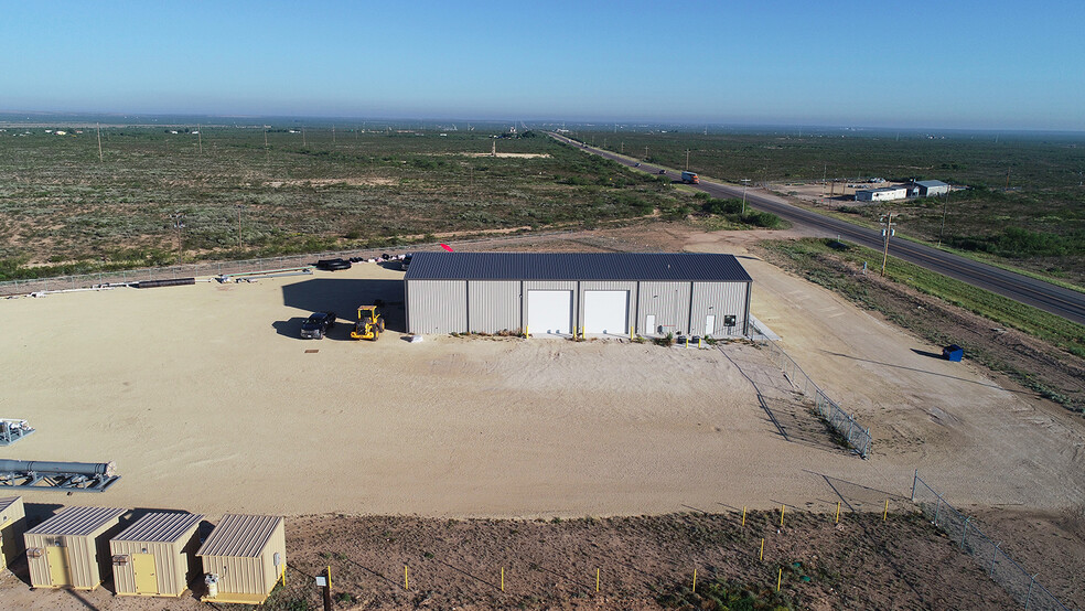 1883 U.S. Hwy 285, Fort Stockton, TX for lease - Building Photo - Image 2 of 13