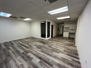 525-545 Main St, Laurel, MD à louer Photo intérieure- Image 1 de 9