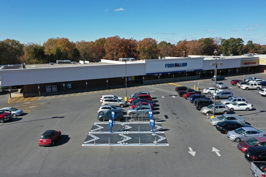 823-841 Nc 24 27 Byp E, Albemarle, NC à louer - Photo du bâtiment - Image 2 de 13