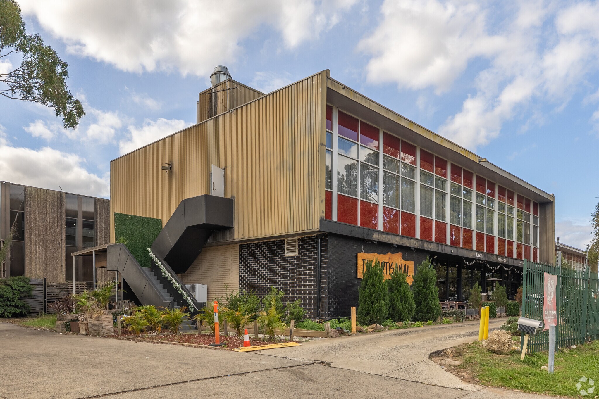 10-28 Biloela St, Villawood for lease Primary Photo- Image 1 of 6