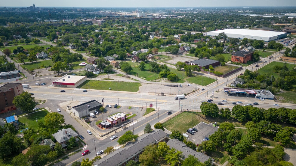 Gratiot Ave, Detroit, MI à vendre - Photo du bâtiment - Image 2 de 4