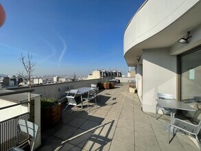 24 Rue De L'Est, Paris for lease Interior Photo- Image 1 of 6