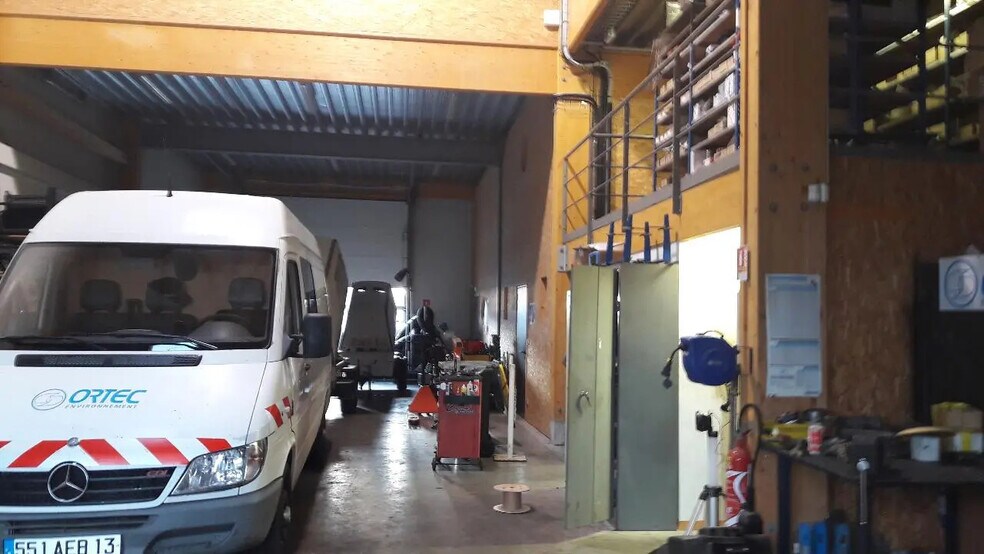 Flex dans Tancarville à louer - Photo du bâtiment - Image 1 de 5