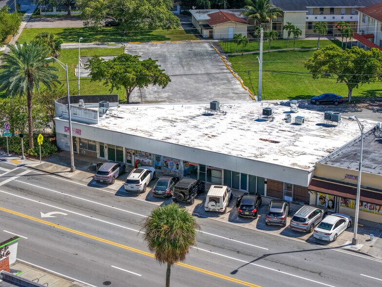 12985-12997 W Dixie Hwy, North Miami, FL à vendre - Aérien - Image 2 de 4