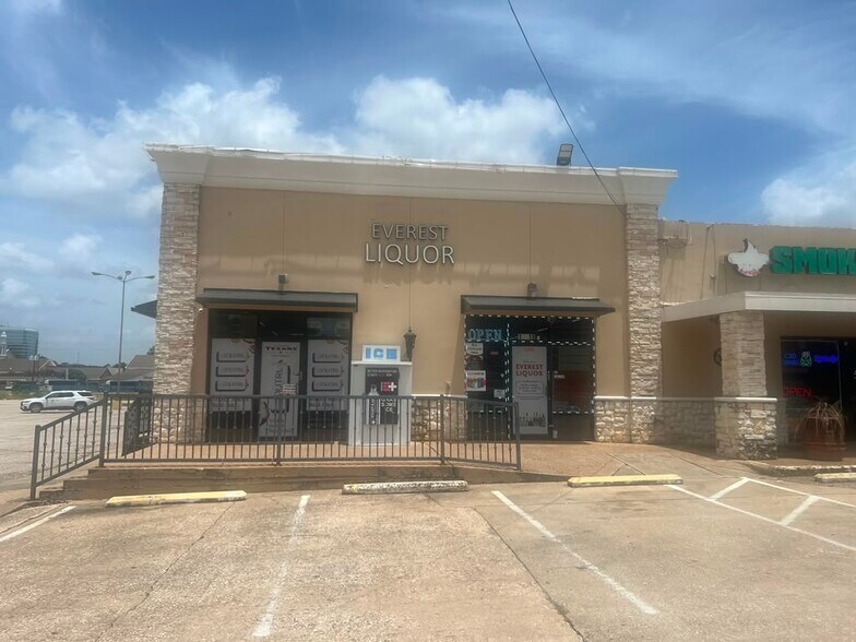 10218 Westheimer Rd, Houston, TX à louer - Photo du bâtiment - Image 3 de 7