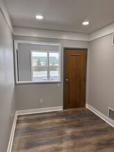 272 Titus Ave, Warrington, PA for lease Interior Photo- Image 1 of 4