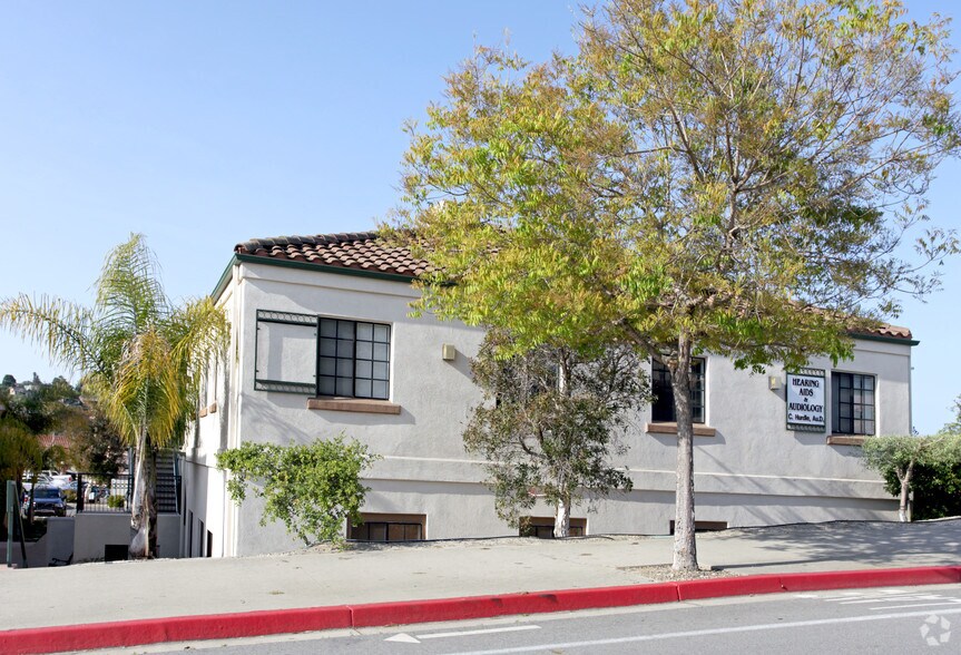 880 Oak Park Blvd, Pismo Beach, CA à louer - Photo du bâtiment - Image 2 de 3