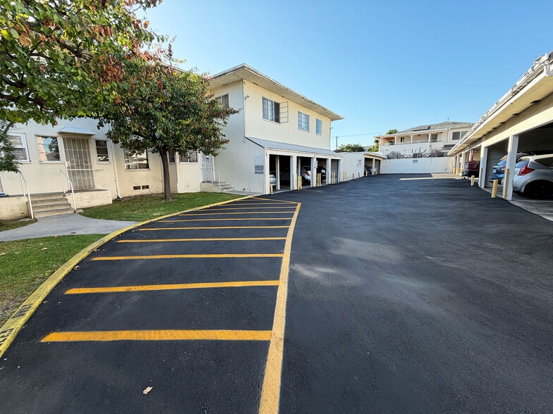719-729 E Chevy Chase Dr, Glendale, CA for sale - Building Photo - Image 2 of 11
