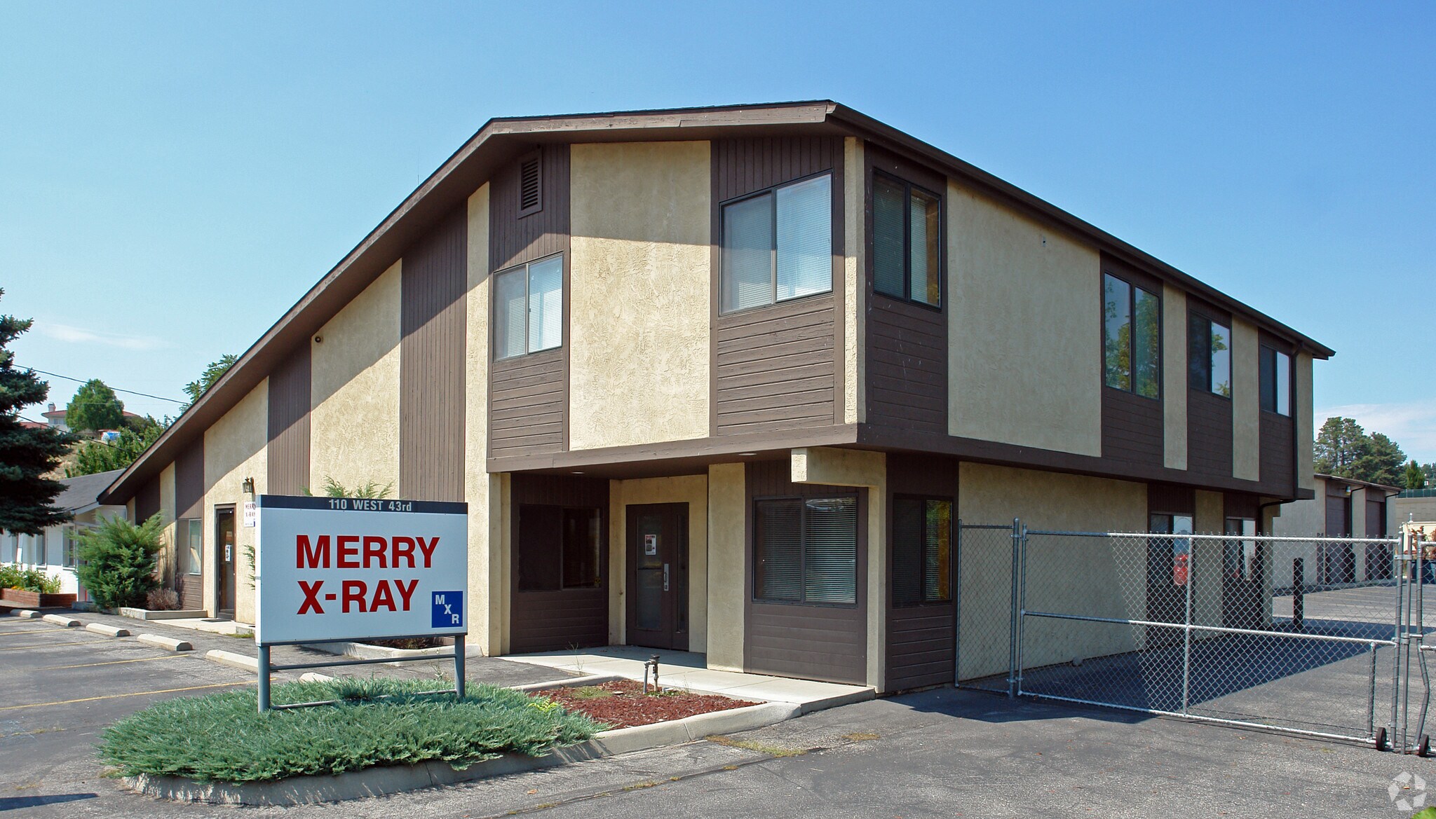 108 W 43rd St, Garden City, ID à vendre Photo du bâtiment- Image 1 de 4