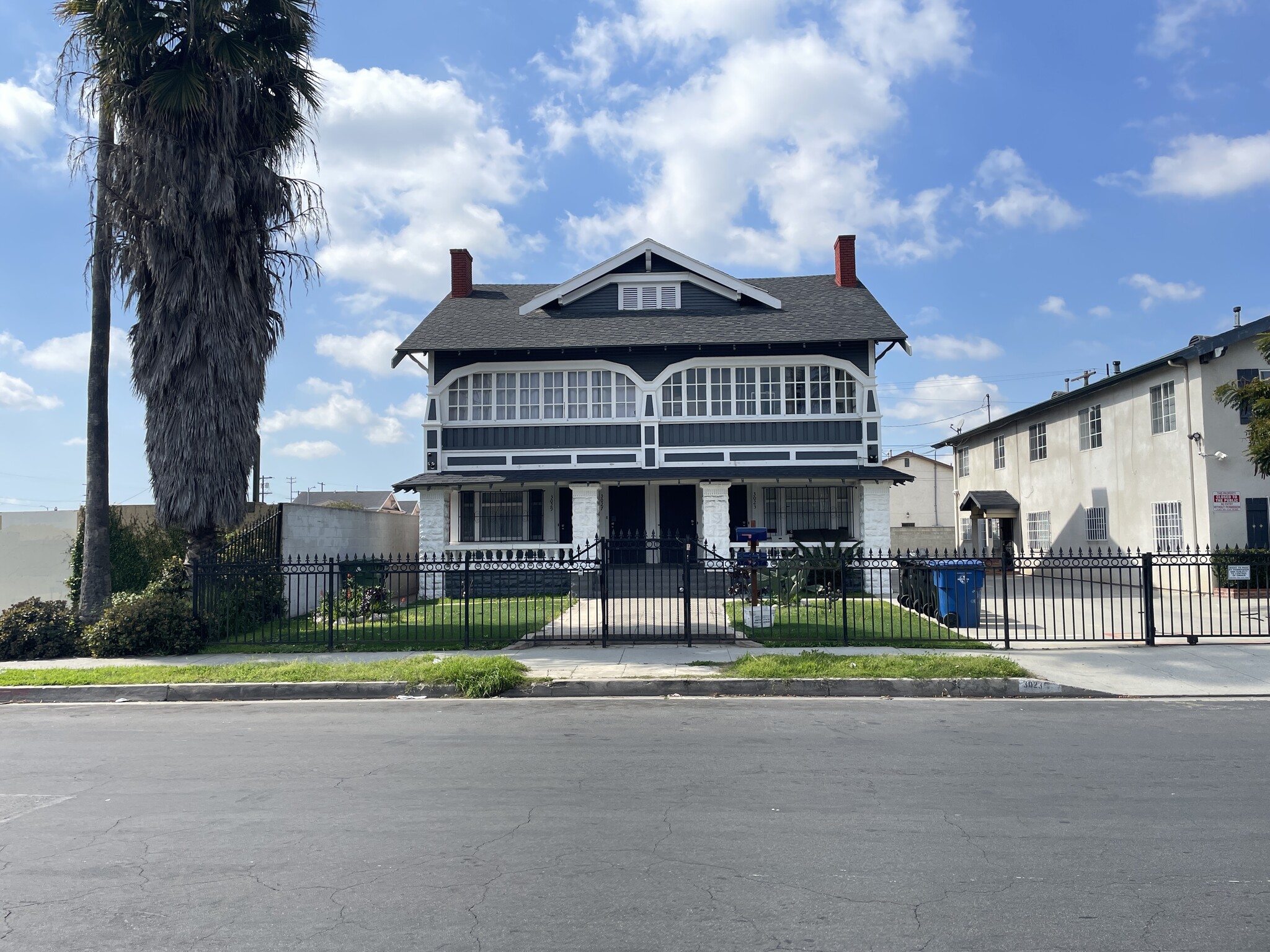 3023 S Budlong Ave, Los Angeles, CA à vendre Photo du b timent- Image 1 de 13