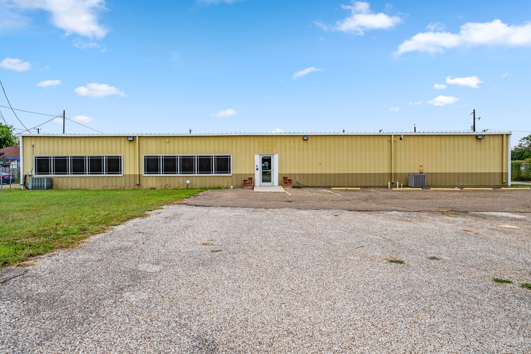 917 S Staples St, Corpus Christi, TX à vendre Photo du bâtiment- Image 1 de 10