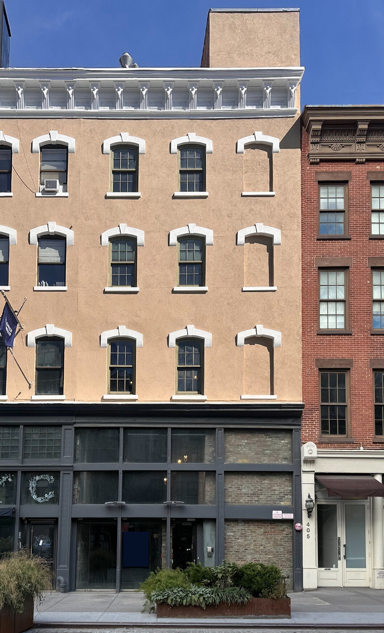 407 W 14th St, New York, NY for lease Interior Photo- Image 1 of 3