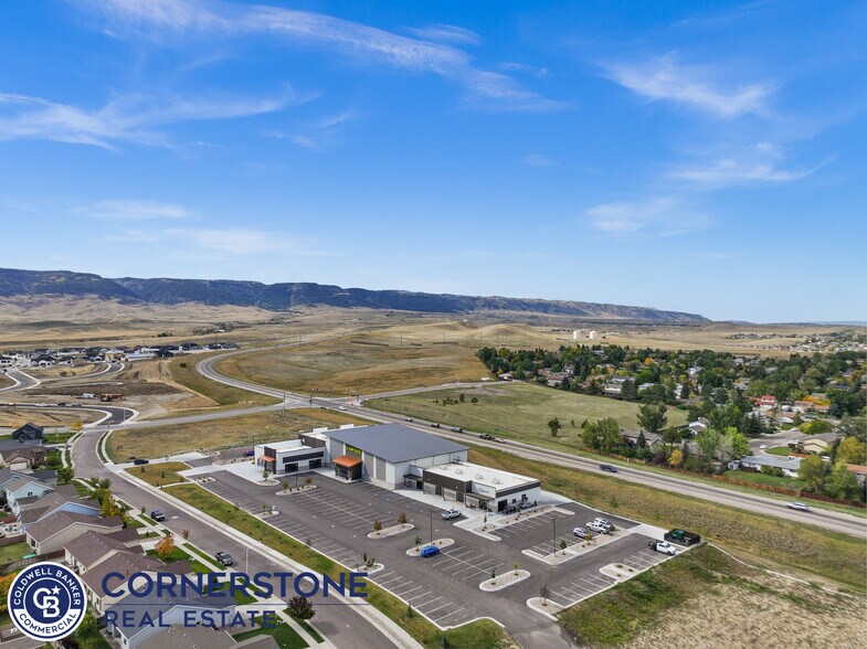 1656 Heathrow Ave, Casper, WY à louer - Photo du bâtiment - Image 2 de 7