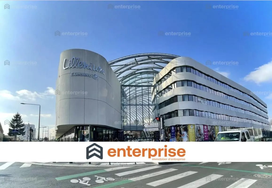 Retail in Lille for lease Building Photo- Image 1 of 2