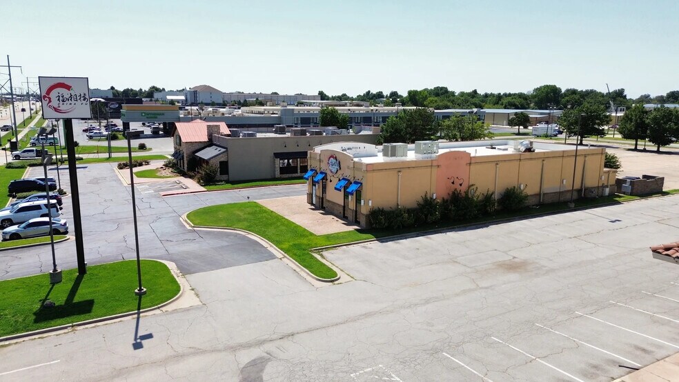 2035 S Meridian Ave, Oklahoma City, OK à vendre - Aérien - Image 2 de 6