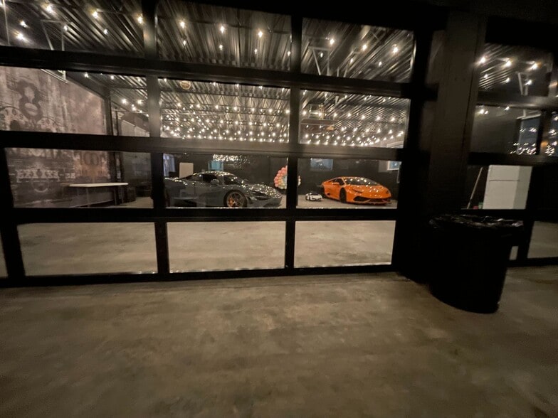 231 N Main St, Joplin, MO for lease - Building Photo - Image 2 of 14