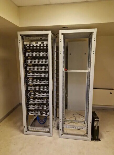 Bureau dans Boulogne-Billancourt à vendre - Photo du bâtiment - Image 2 de 18