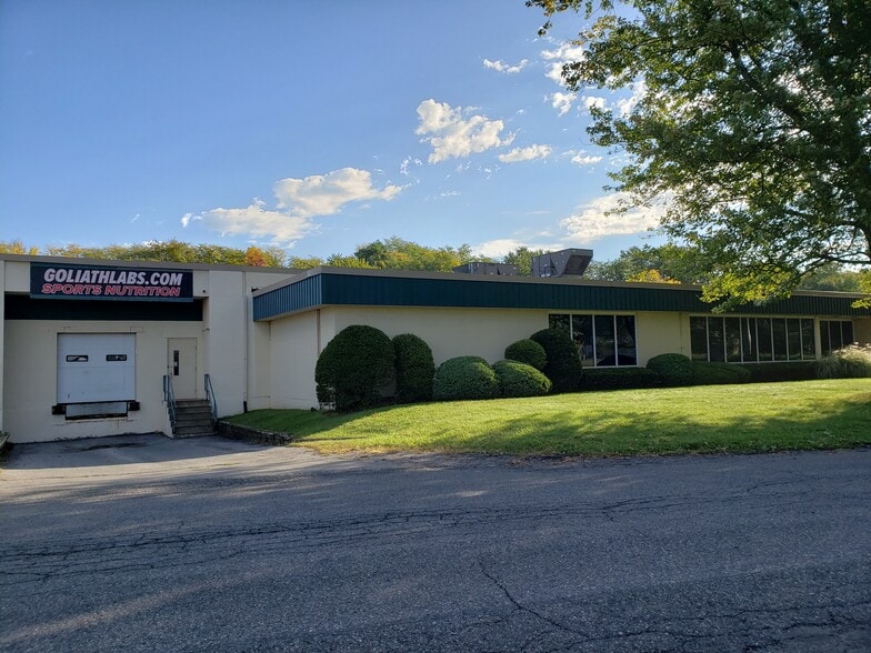 120 Wood Rd, Kingston, NY for sale - Building Photo - Image 2 of 4