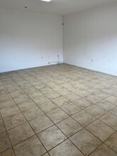 13901 SW 143rd Ct, Miami, FL for lease Interior Photo- Image 2 of 3