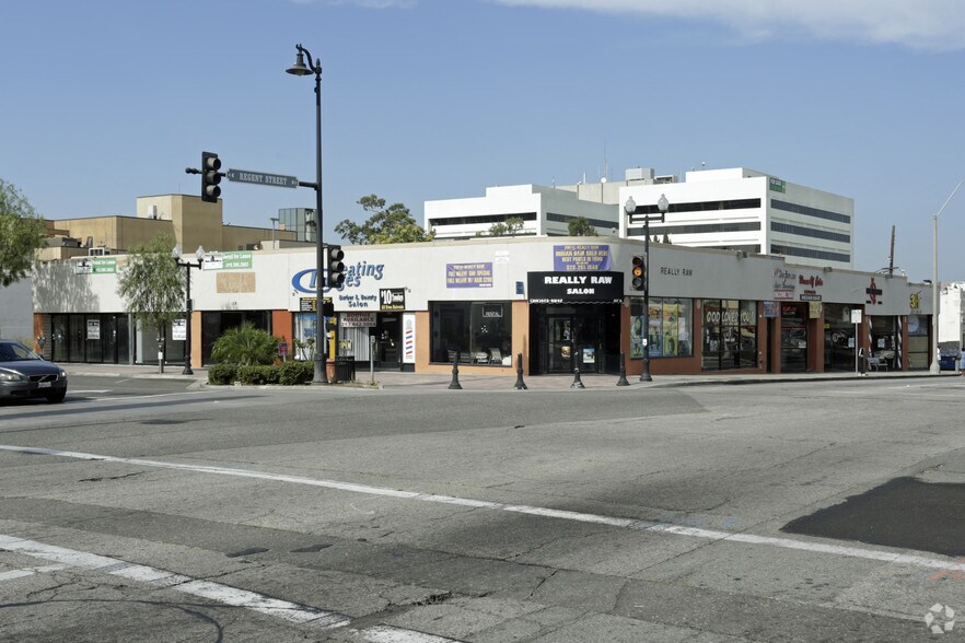 157-167 N Market St, Inglewood, CA à louer - Photo principale - Image 2 de 13
