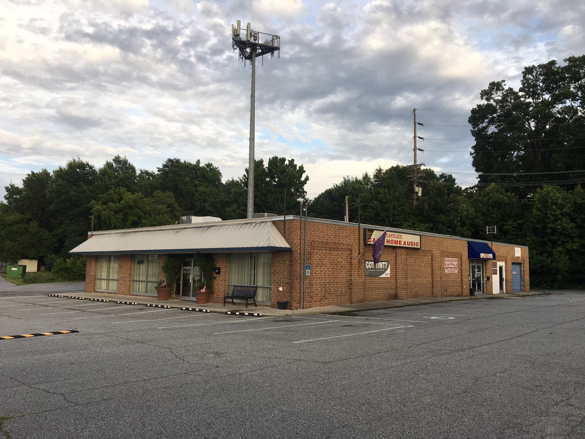 200 Eastchester Dr, High Point, NC for lease Building Photo- Image 1 of 2