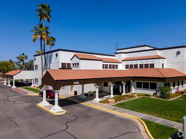 4001 E Baseline Rd, Gilbert, AZ à louer - Photo du bâtiment - Image 2 de 10