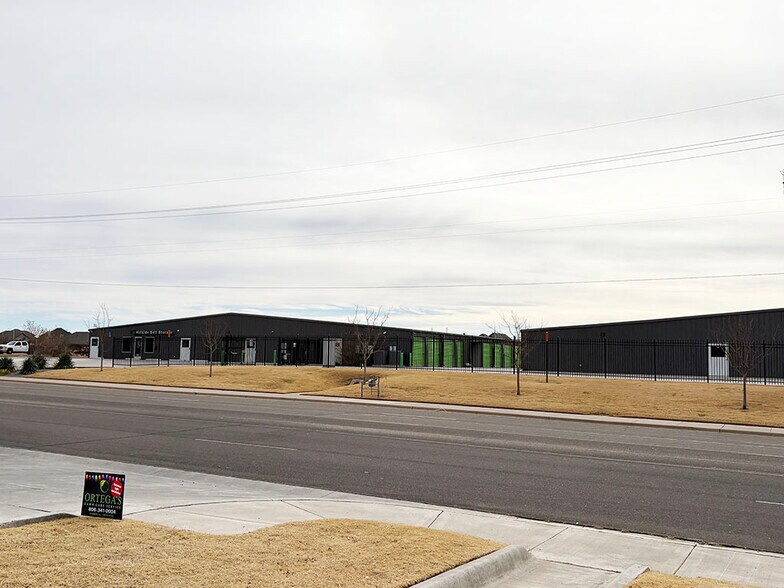 9375 Hillside Rd, Amarillo, TX à vendre - Photo du bâtiment - Image 2 de 4