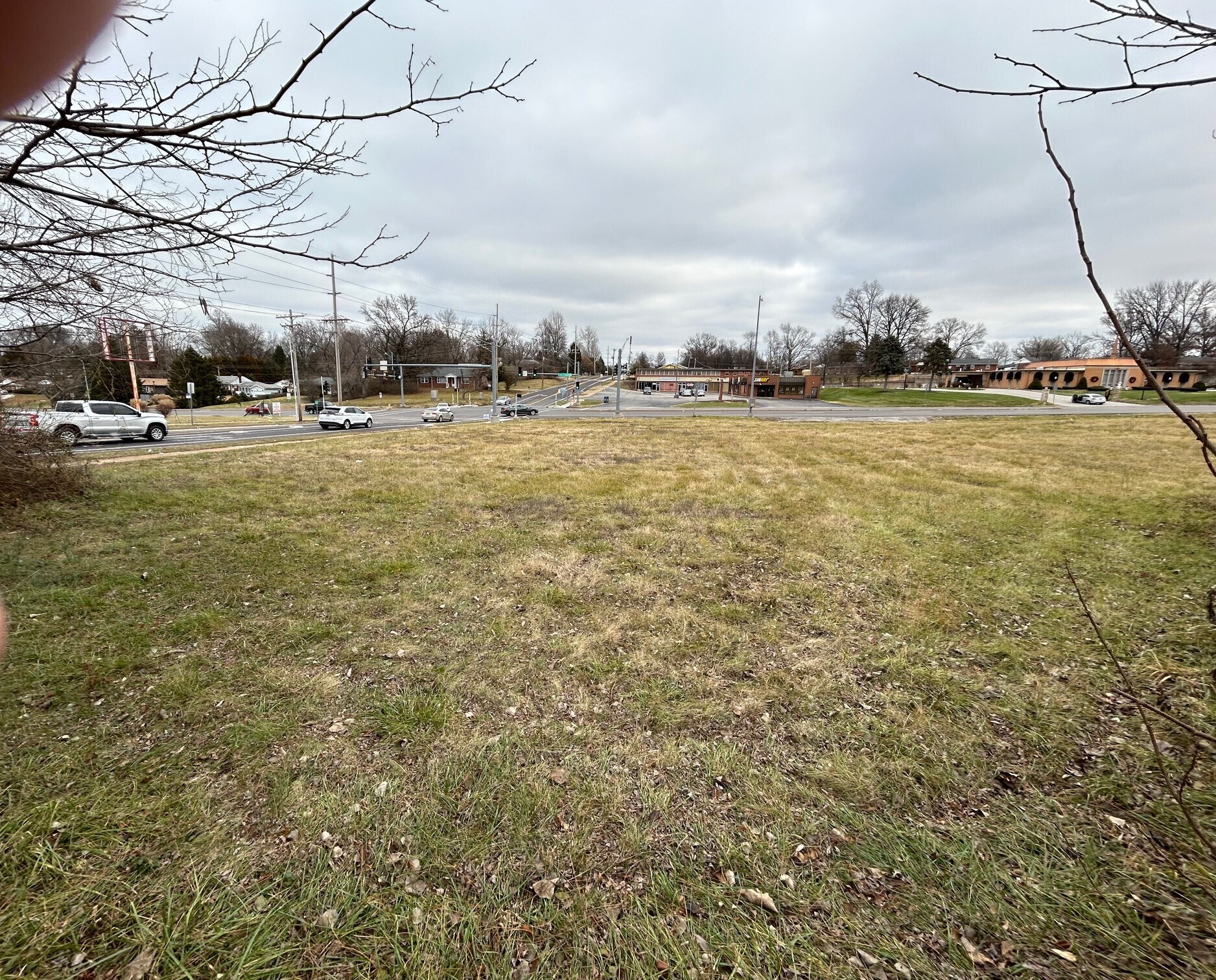9499 Lewis and Clark Blvd, Jennings, MO à vendre Photo principale- Image 1 de 11